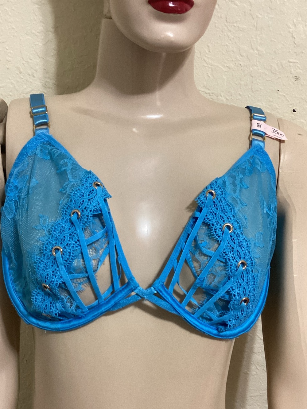 Victoria's Secret Turquoise Lace Strappy Underwire Bra